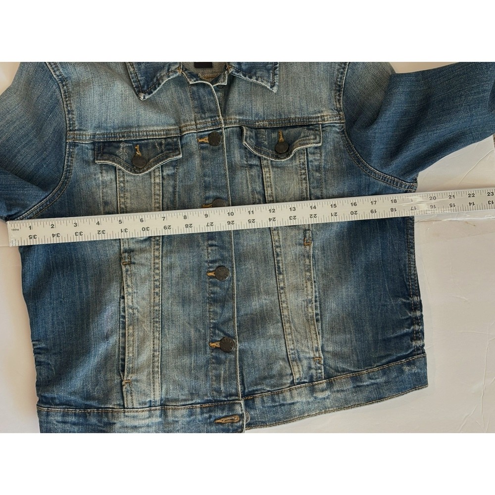 Joe Fresh Womens Denim Jacket Medium Wash Blue Trucker Jean Coat Size Large - Picture 7 of 13